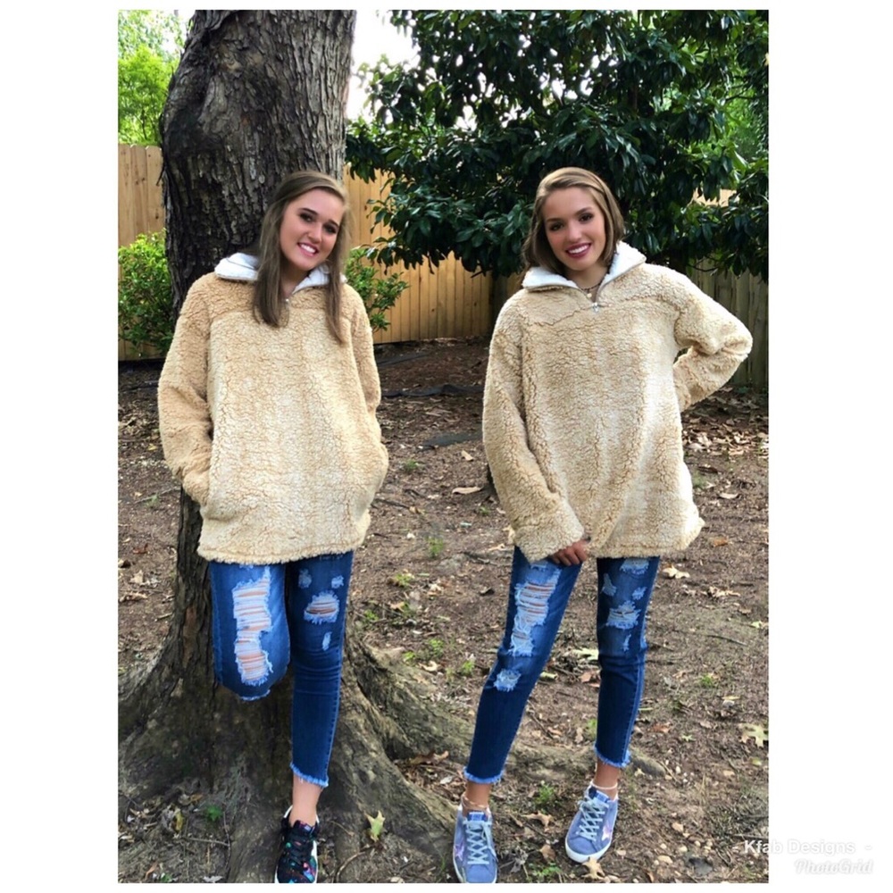 β€οΈSUPER SALE! Zip Up Fuzzy Sherpa Sweatshirt! - Picture 6 of 7